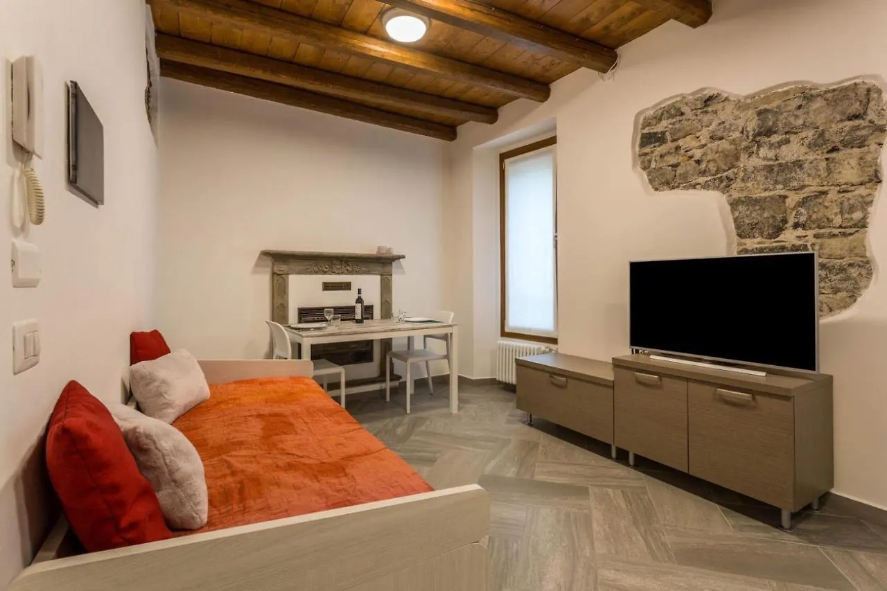 Apartment Cottage Giulia Argegno
